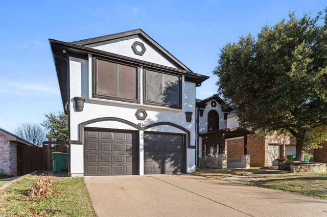 721 Keessee Drive, Cedar Hill, TX 75104