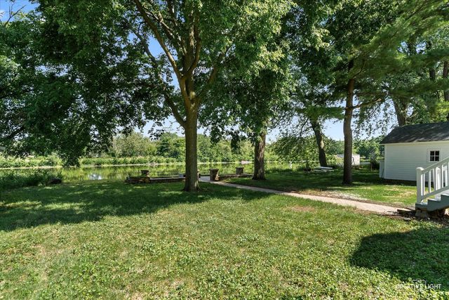 455 N River Street, Montgomery, IL 60538