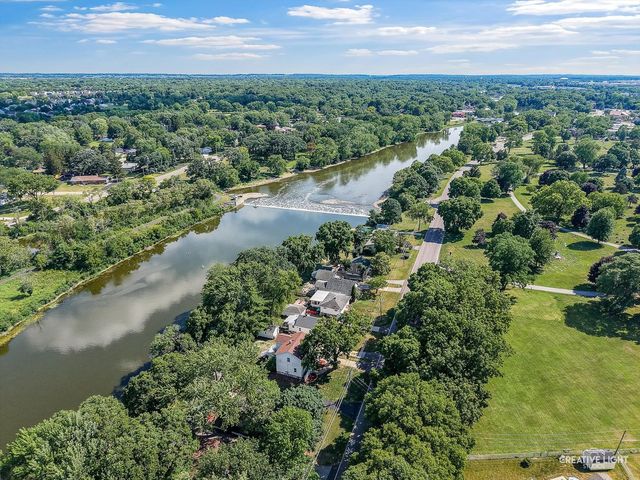 455 N River Street, Montgomery, IL 60538
