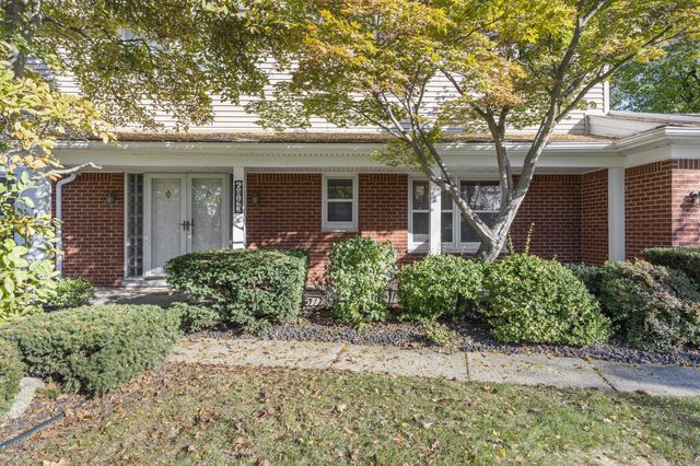 6843 Leslee Crest Drive, West Bloomfield Twp, MI 48322