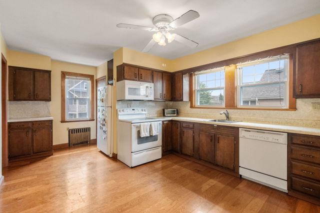 35 Trapelo St 2, Boston, MA 02135