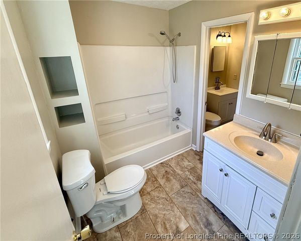 832 Fresno Drive, Fayetteville, NC 28303