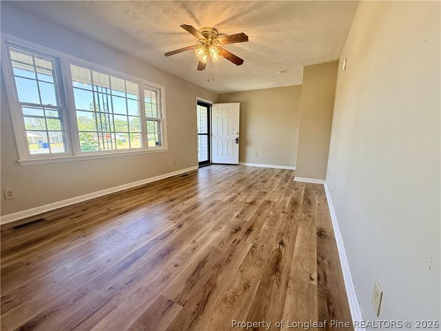 832 Fresno Drive, Fayetteville, NC 28303