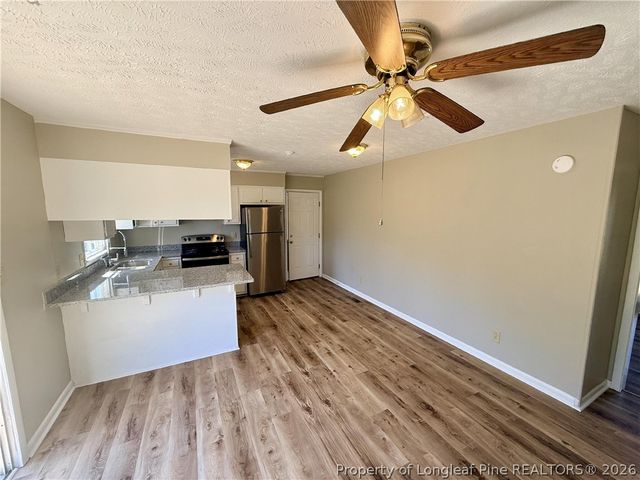 832 Fresno Drive, Fayetteville, NC 28303