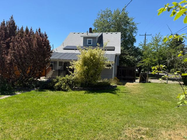 2628 N Stone St, Spokane, WA 99207
