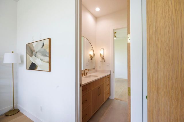 1005 Cimarron Hills TRL W, Georgetown, TX 78628