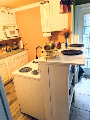 9824 TOWN LN, Manassas, VA 20110