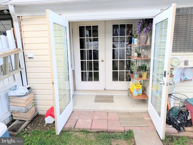 9824 TOWN LN, Manassas, VA 20110