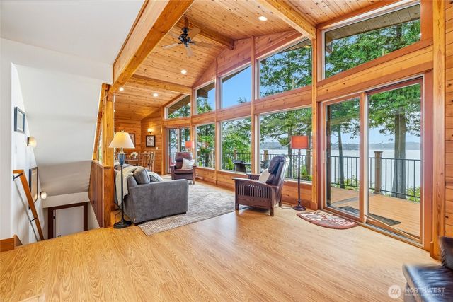 2339 N Nugent Road, Lummi Island, WA 98262