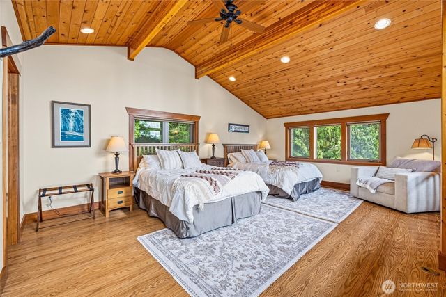 2339 N Nugent Road, Lummi Island, WA 98262