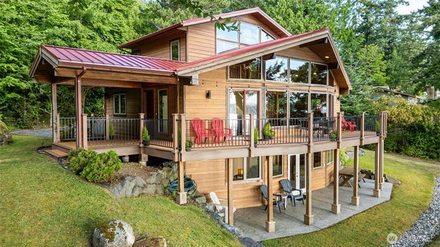 2339 N Nugent Road, Lummi Island, WA 98262