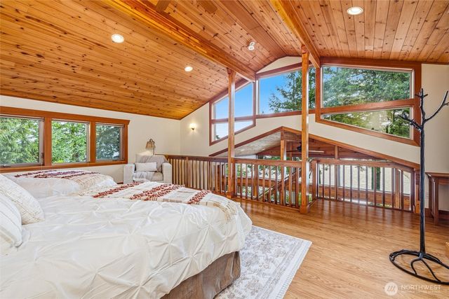 2339 N Nugent Road, Lummi Island, WA 98262