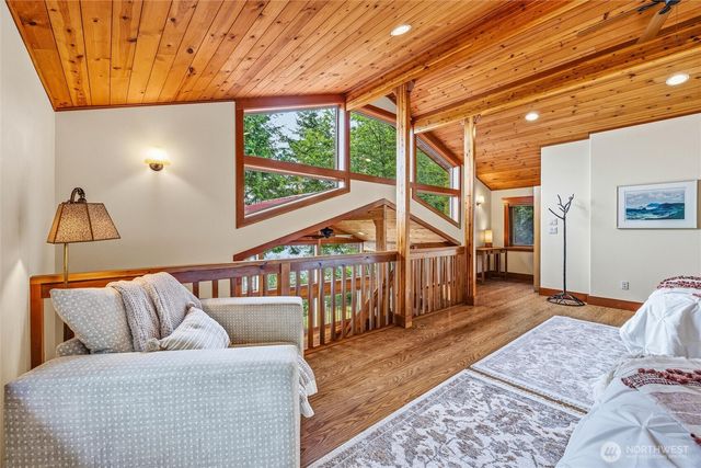2339 N Nugent Road, Lummi Island, WA 98262