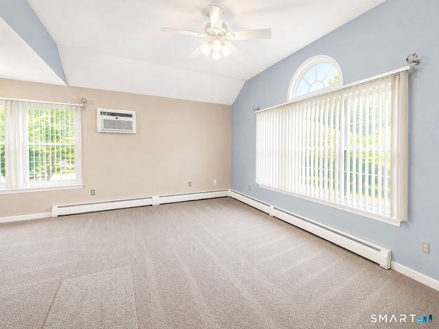14 Pinney Street 11, Ellington, CT 06029