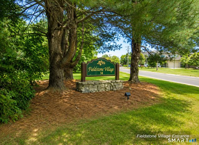 14 Pinney Street 11, Ellington, CT 06029