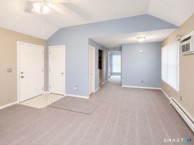 14 Pinney Street 11, Ellington, CT 06029