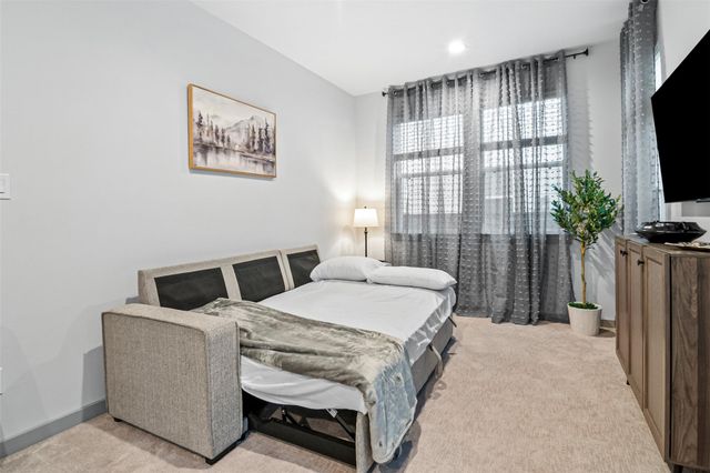 829 N Emile Street, Houston, TX 77020