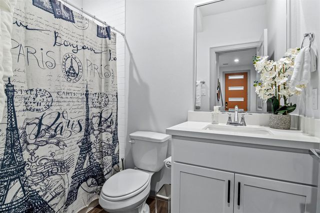 829 N Emile Street, Houston, TX 77020