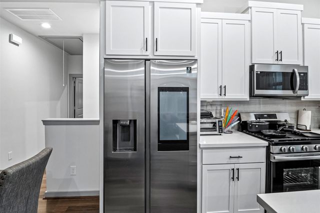 829 N Emile Street, Houston, TX 77020