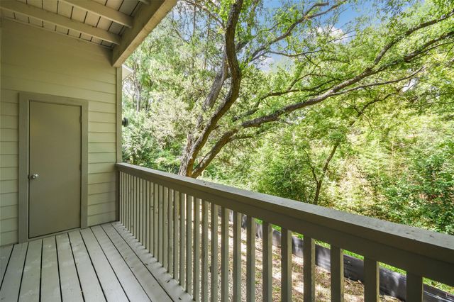 3839 Dry Creek DR 105, Austin, TX 78731