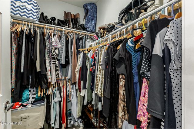 18650 N 91ST Avenue 2201, Peoria, AZ 85382