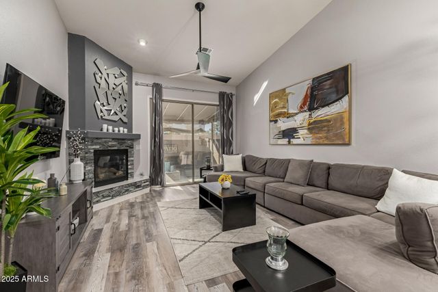 18650 N 91ST Avenue 2201, Peoria, AZ 85382