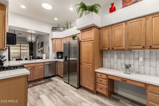 18650 N 91ST Avenue 2201, Peoria, AZ 85382