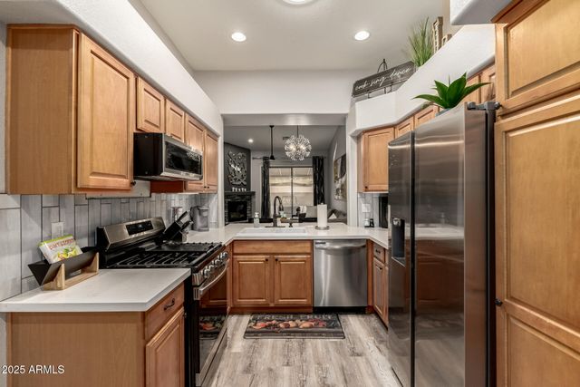 18650 N 91ST Avenue 2201, Peoria, AZ 85382