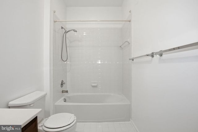 1120 CRESTFIELD DR, Rockville, MD 20850
