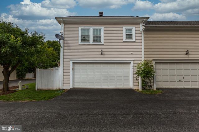 1120 CRESTFIELD DR, Rockville, MD 20850