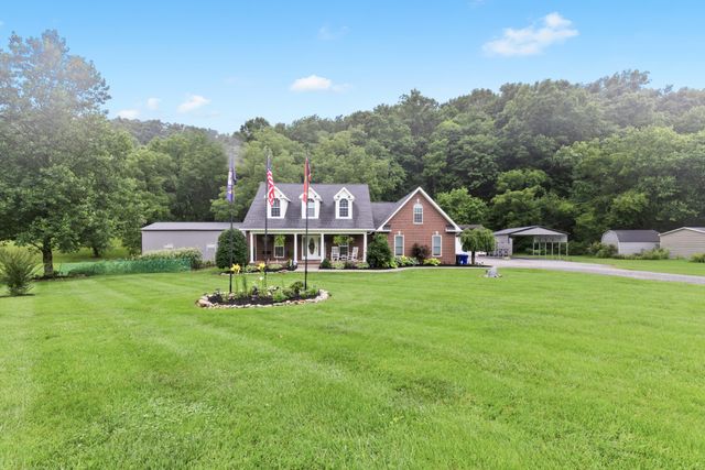454 Campbell Hollow Rd, Bethpage, TN 37022