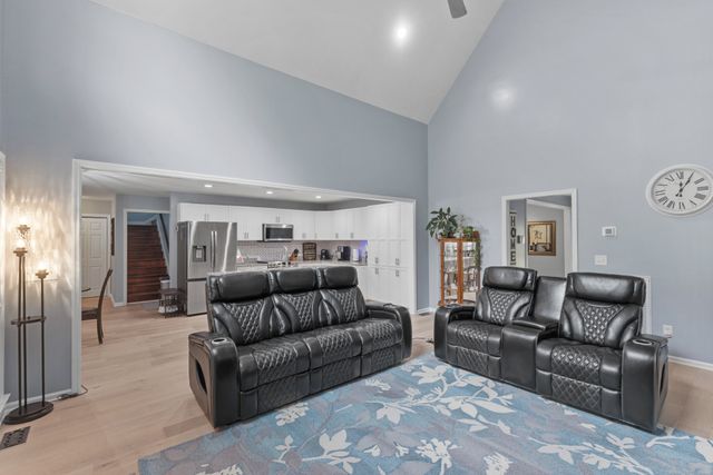 454 Campbell Hollow Rd, Bethpage, TN 37022