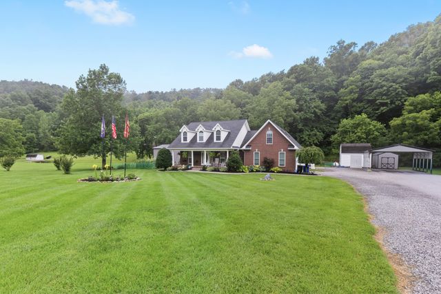 454 Campbell Hollow Rd, Bethpage, TN 37022