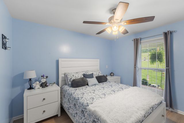454 Campbell Hollow Rd, Bethpage, TN 37022