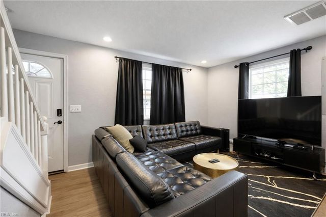 930 19th ST, Newport News, VA 23607