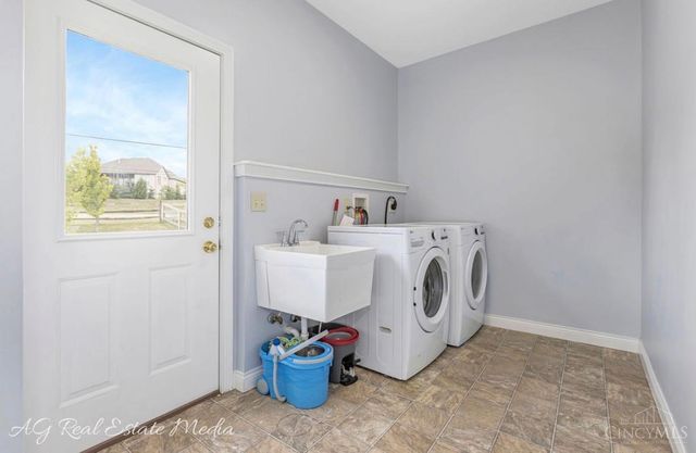 7847 Furrow Court, West Chester, OH 45069