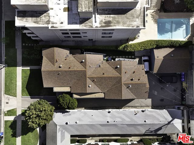 14526 Dickens Street, Sherman Oaks, CA 91403