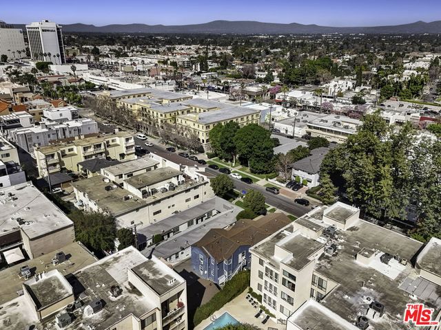 14526 Dickens Street, Sherman Oaks, CA 91403