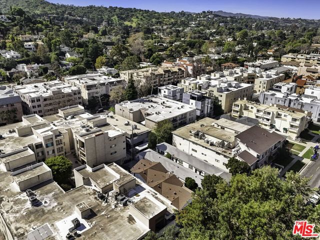 14526 Dickens Street, Sherman Oaks, CA 91403