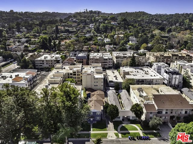 14526 Dickens Street, Sherman Oaks, CA 91403