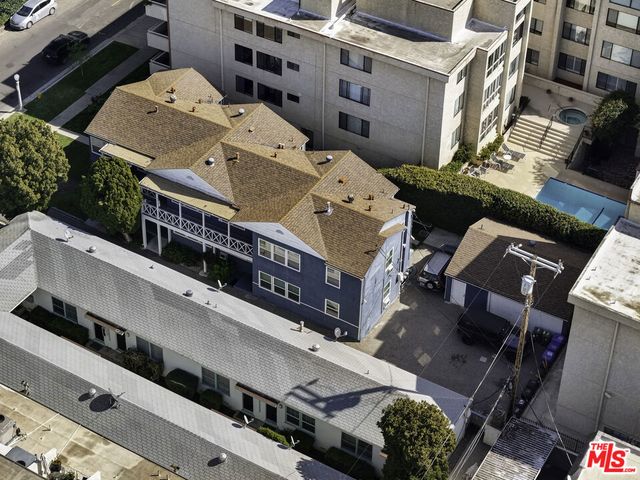 14526 Dickens Street, Sherman Oaks, CA 91403