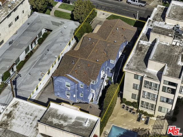 14526 Dickens Street, Sherman Oaks, CA 91403