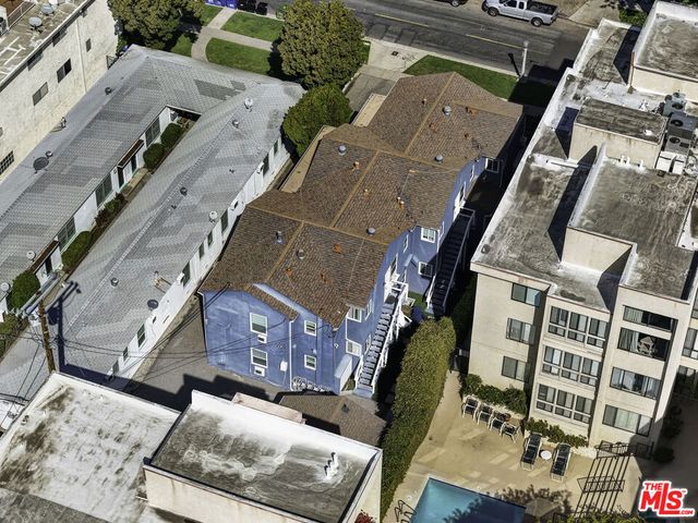 14526 Dickens Street, Sherman Oaks, CA 91403