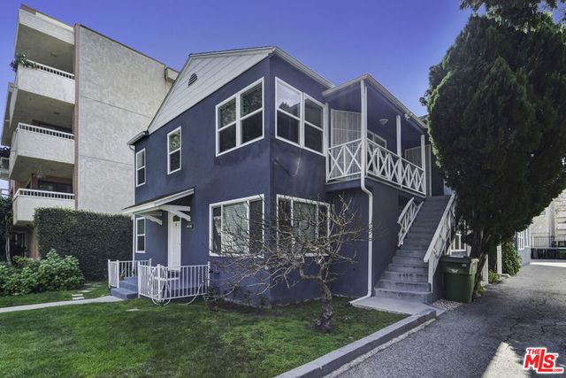 14526 Dickens Street, Sherman Oaks, CA 91403