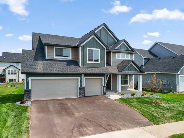 17924 Headwaters Drive, Lakeville, MN 55044