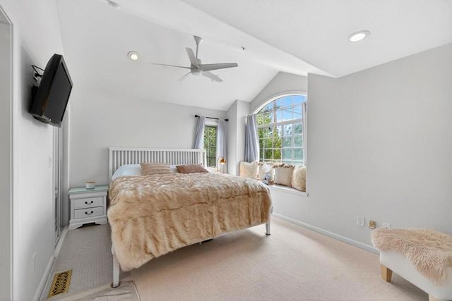 701 Woodside Way A, San Mateo, CA 94401
