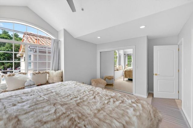 701 Woodside Way A, San Mateo, CA 94401