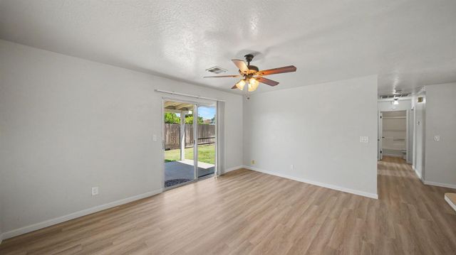 1200 Guiseppe Ln, Modesto, CA 95355