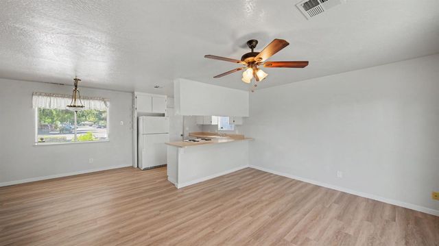 1200 Guiseppe Ln, Modesto, CA 95355