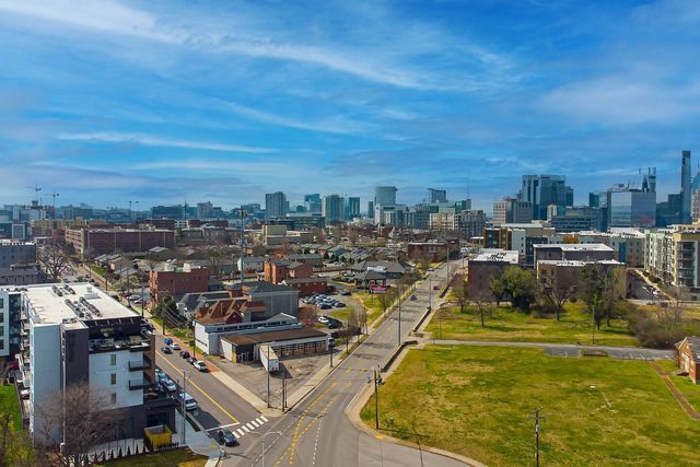 65 Lindsley Ave Apt 515, Nashville, TN 37210